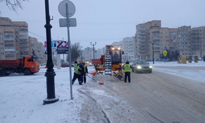 По прогнозу погоды, снежная буря будет практически весь день