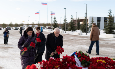 Сергей Миронов возложил цветы к мемориалу мирным жителям, погибшим в годы войны