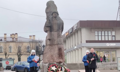 Имя твоё неизвестно, подвиг твой бессмертен