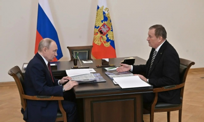 Рабочая встреча Президента России Владимира Путина с губернатором Ленинградской области Александром Дрозденко